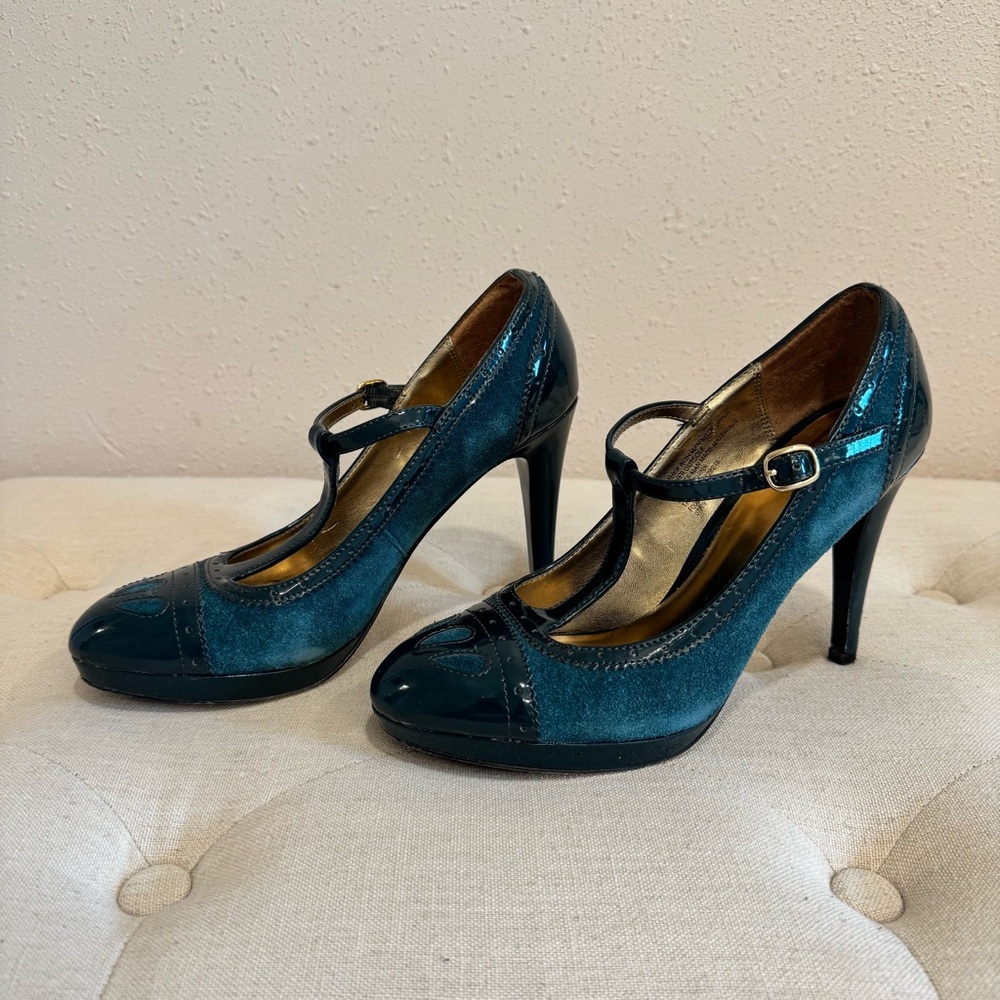 Vintage Merona Collection Teal T- Strap Patent Suede Heels